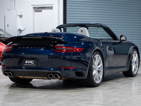 Used 2019 Porsche 911 Carrera S RWD image 6