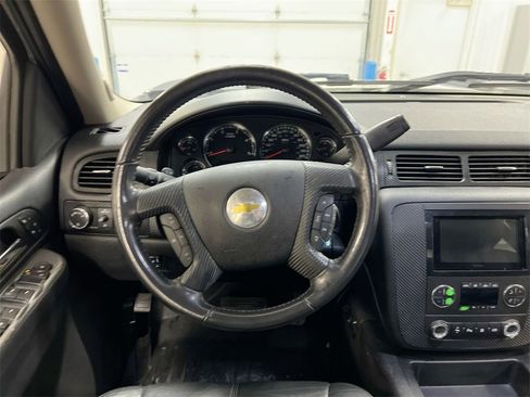 Used 2011 Chevrolet Silverado 2500 LTZ w/ LTZ Plus Package image 11