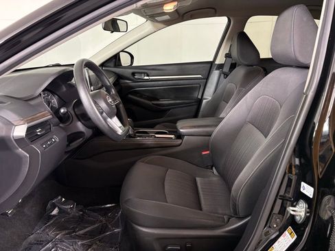 Used 2023 Nissan Altima 2.5 SV image 15