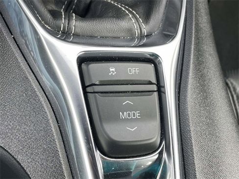 Used 2022 Chevrolet Camaro LT image 21