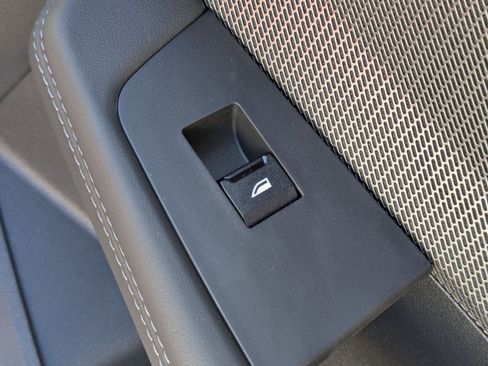 New 2026 BMW 228i xDrive xDrive w/ Technology Package image 34