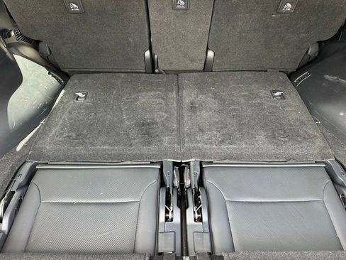 Used 2024 Lexus LX 600 4WD w/ Appearance Package image 35
