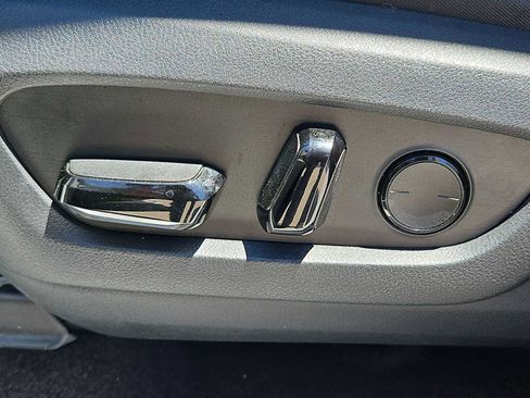 Used 2025 Lexus TX 500h AWD w/ Technology Package image 18