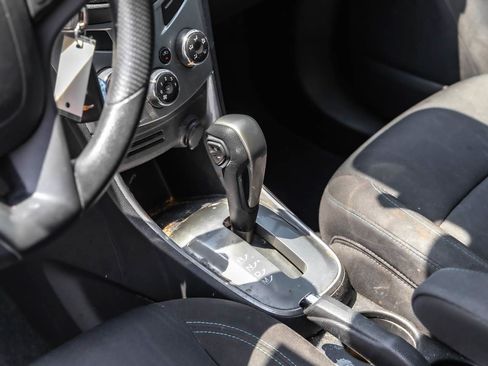 Used 2015 Chevrolet Trax LT FWD image 17