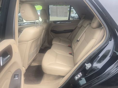 Used 2012 Mercedes-Benz ML 350 4MATIC image 21