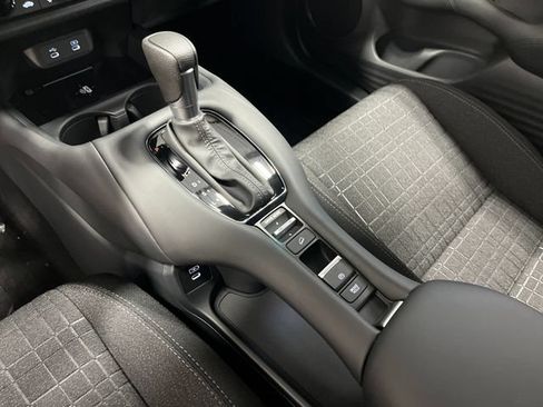 New 2027 Honda HR-V LX image 17