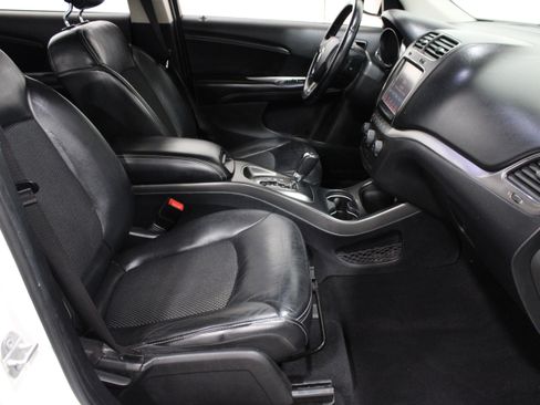 Used 2020 Dodge Journey Crossroad FWD image 25