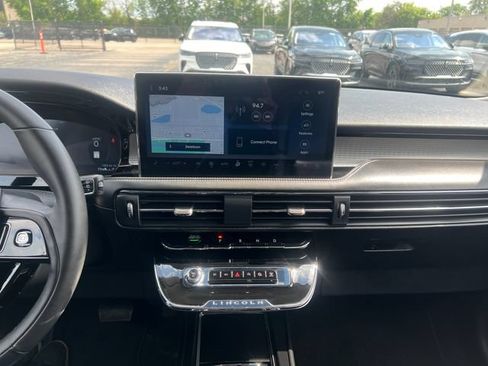 Certified 2024 Lincoln Corsair FWD image 19