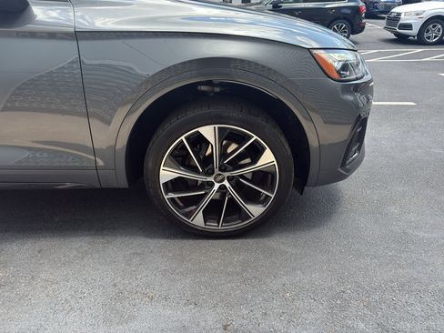 Used 2023 Audi SQ5 Premium Plus w/ Premium Plus Package AWD/4WD image 4