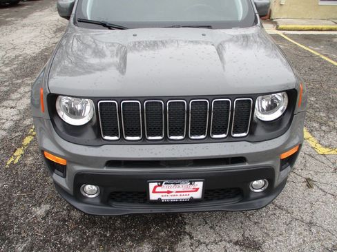 Used 2020 Jeep Renegade Latitude image 23