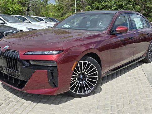 New 2026 BMW 740i w/ Executive Package RWD image 1