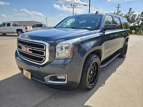 Used 2020 GMC Yukon XL SLT RWD image 1
