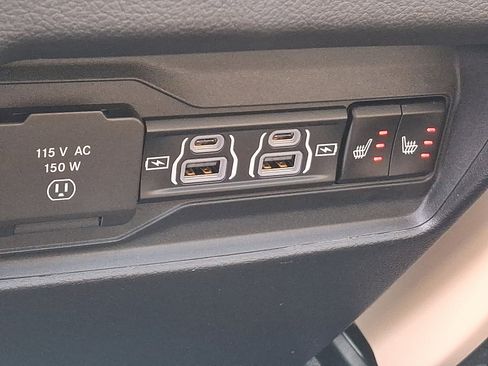 New 2025 Jeep Grand Cherokee Limited w/ Trailer Tow Package image 7