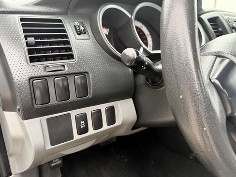 Used 2014 Toyota Tacoma 2WD Regular Cab image 16
