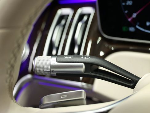 Used 2022 Mercedes-Benz Maybach S 580 4MATIC image 31