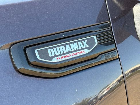 Used 2022 GMC Sierra 1500 Elevation image 9