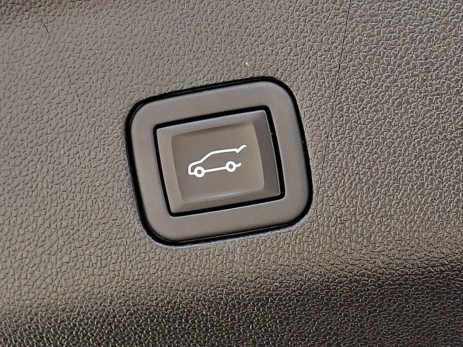 Used 2023 GMC Yukon SLT AWD/4WD image 29