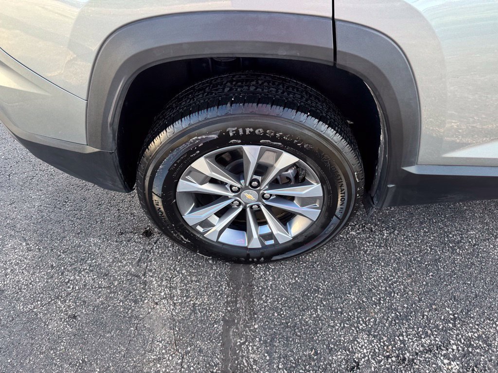Used 2026 Chevrolet Equinox LT FWD image 29