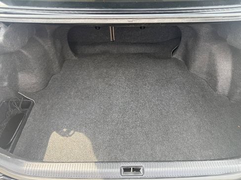 Used 2004 Toyota Camry LE FWD image 26