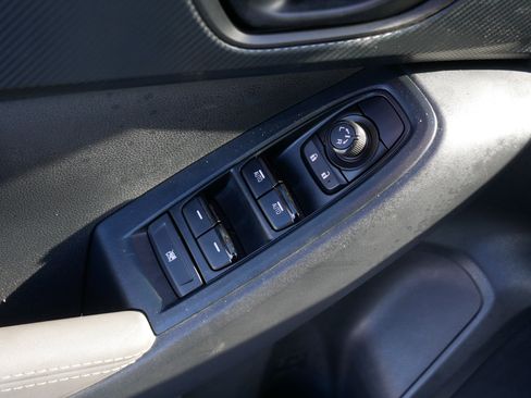 Certified 2024 Subaru Crosstrek 2.0i Premium image 19