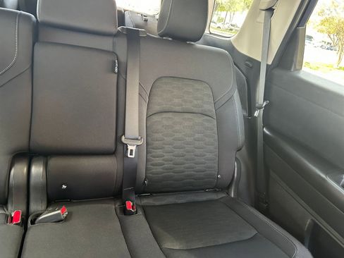 Used 2025 Nissan Pathfinder SV image 37