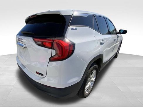 Used 2020 GMC Terrain SLE FWD image 10