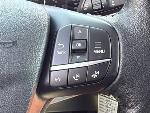 Certified 2022 Ford Maverick XLT w/ XLT Luxury Package image 16