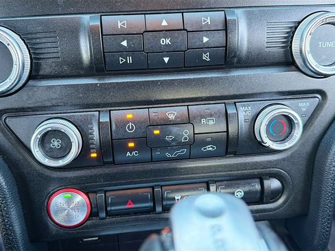 Used 2020 Ford Mustang Coupe w/ Black Accent Package image 29