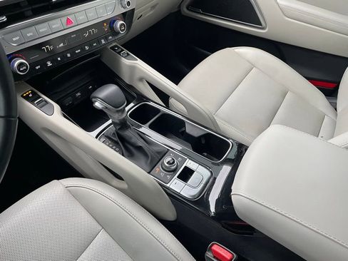 Used 2025 Kia Telluride S image 19