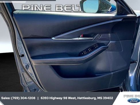 Used 2025 MAZDA CX-30 AWD 2.5 S w/ Preferred Package image 17