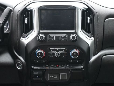 Used 2019 Chevrolet Silverado 1500 RST AWD/4WD image 14