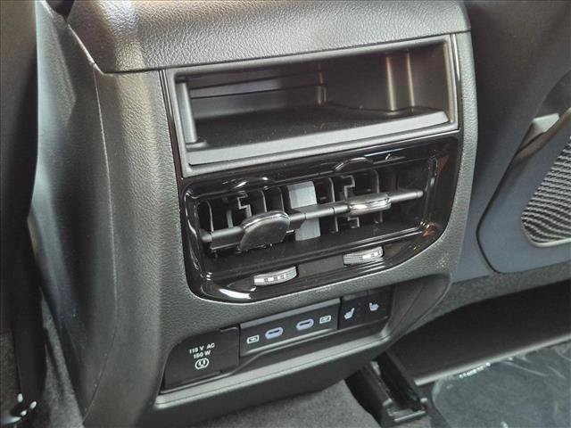 New 2026 Jeep Grand Cherokee Limited AWD/4WD image 18
