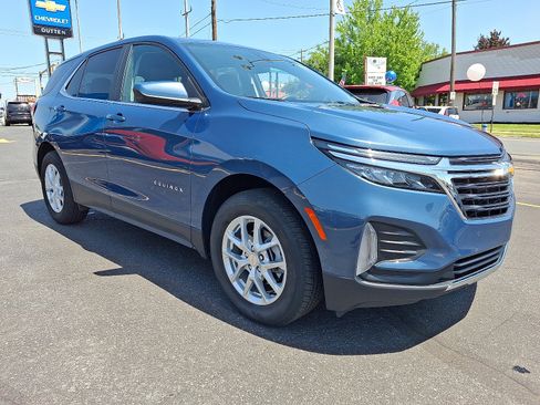 Used 2024 Chevrolet Equinox LT AWD/4WD image 7