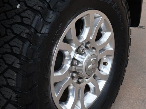 Used 2018 RAM 3500 Laramie w/ Cold Weather Group AWD/4WD image 43