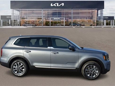 New 2025 Kia Telluride LX image 2