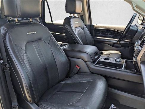 Used 2019 Ford Expedition Platinum RWD image 26