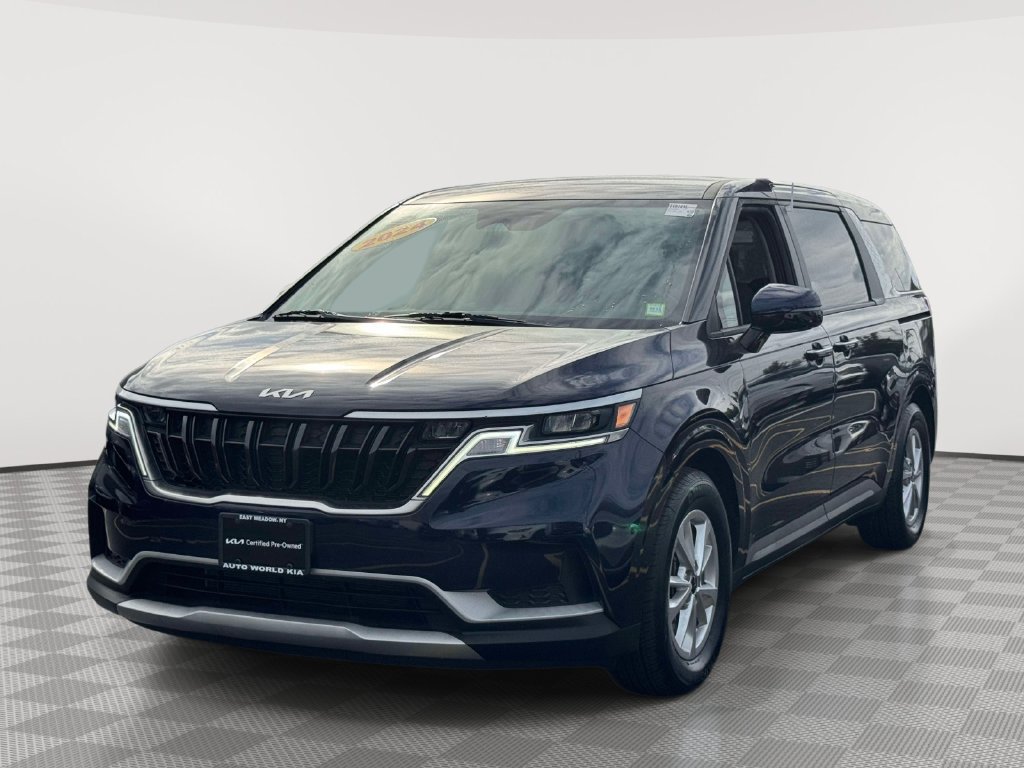 Certified 2024 Kia Carnival LX FWD image 4