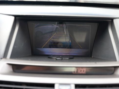 Used 2011 Honda Accord EX-L image 32
