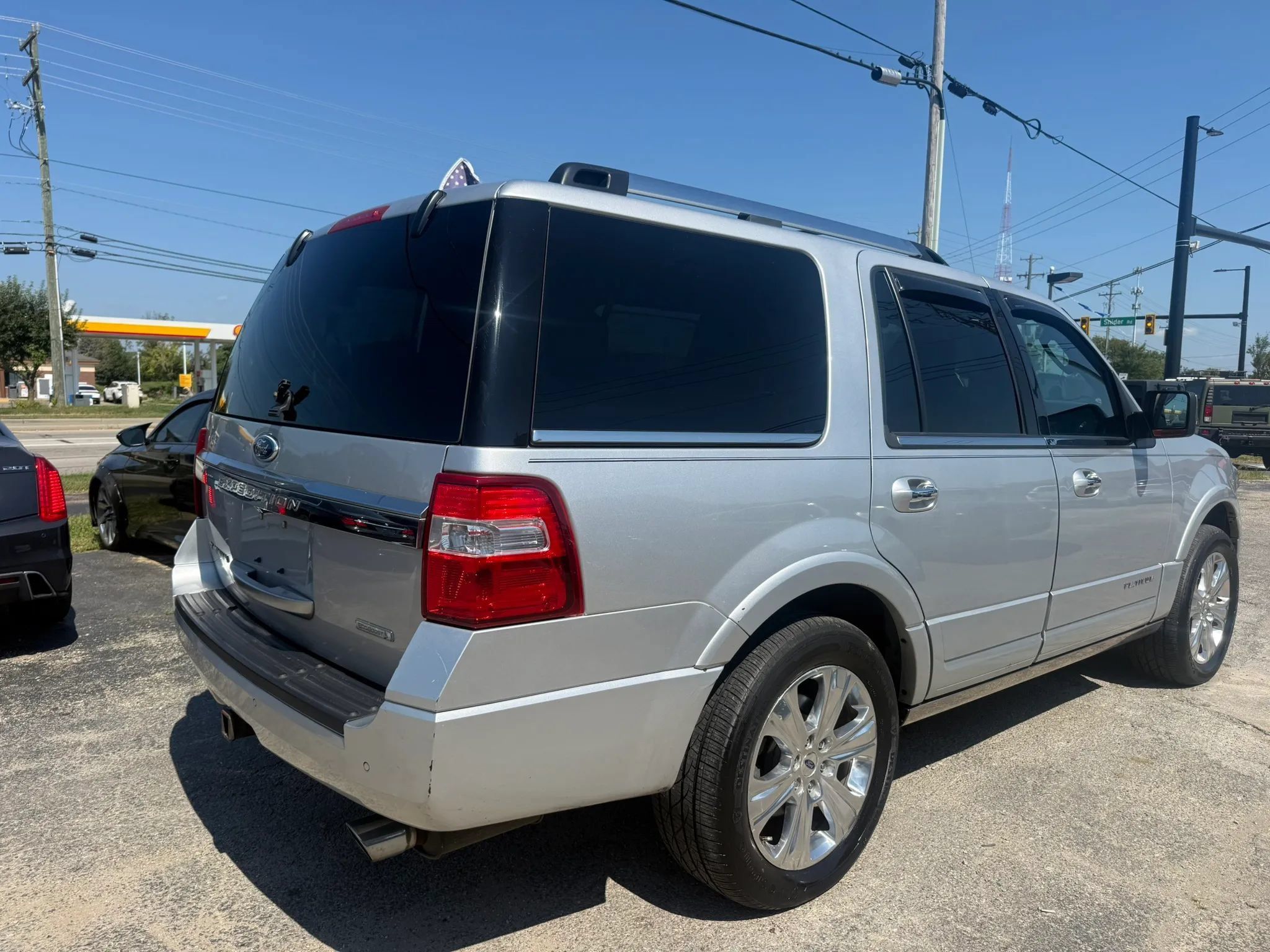 Used 2016 Ford Expedition Platinum AWD/4WD image 6