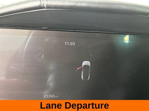 Used 2025 Nissan Murano SV AWD/4WD image 16