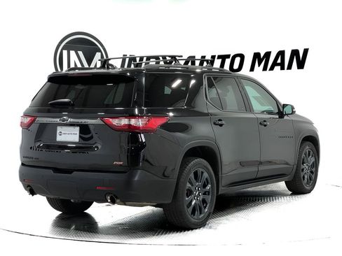 Used 2021 Chevrolet Traverse RS w/ LPO, 'HIT The Road' Package image 4
