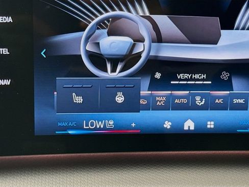 New 2026 BMW X2 xDrive28i w/ Technology Package AWD/4WD image 21