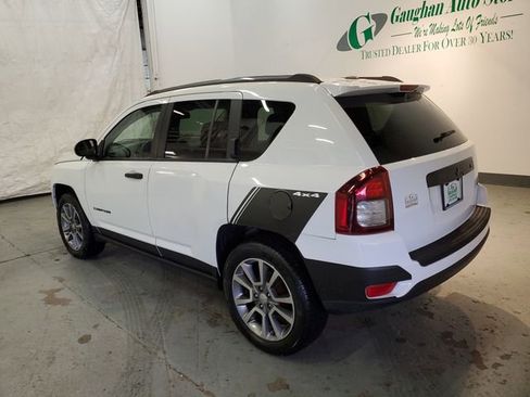 Used 2017 Jeep Compass Sport FWD image 4