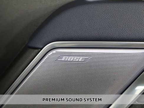 Used 2024 Chevrolet Silverado 2500 High Country w/ High Country Premium Package AWD/4WD image 4