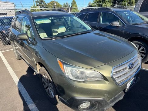 Used 2015 Subaru Outback 2.5i Premium AWD/4WD image 4