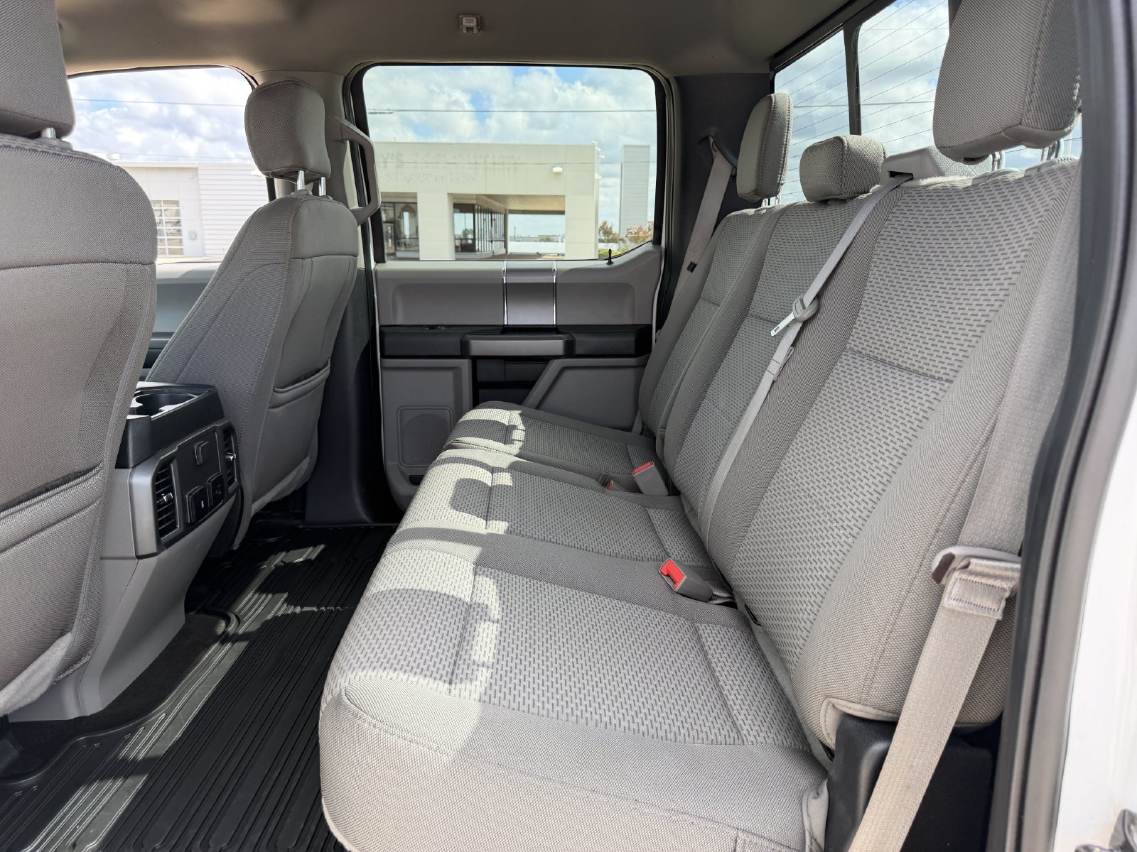Used 2020 Ford F150 XLT w/ Equipment Group 302A Luxury AWD/4WD image 27