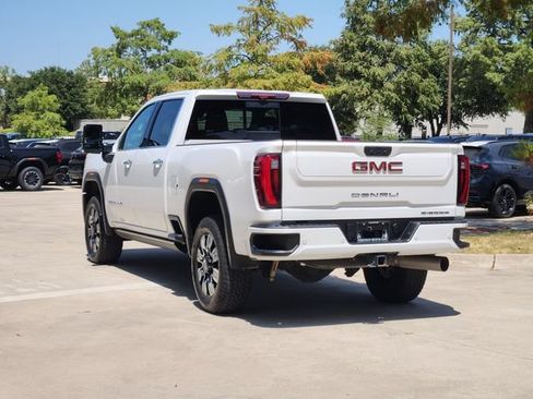 Used 2024 GMC Sierra 2500 Denali w/ Denali Reserve Package AWD/4WD image 7