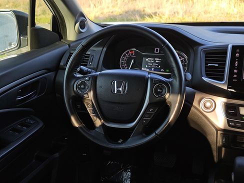 Used 2019 Honda Ridgeline RTL-T image 13