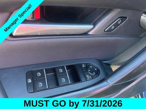 Used 2025 MAZDA CX-50 AWD 2.5 Hybrid w/ Premium Pkg image 13