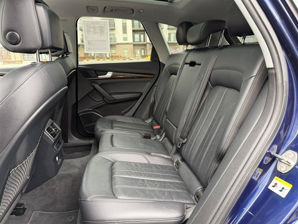 Used 2018 Audi Q5 2.0T Premium Plus w/ Premium Plus Package AWD/4WD image 20